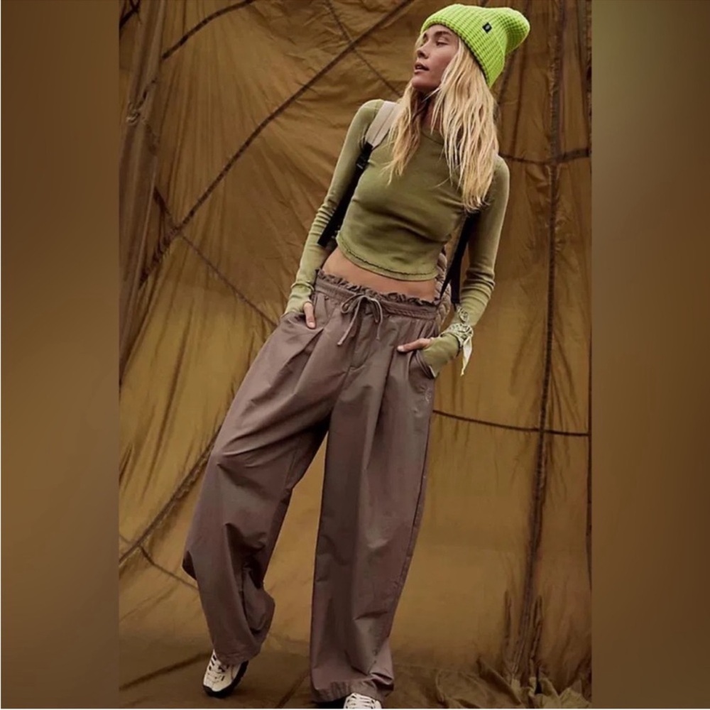 NWT Free People Movement Straight Up Pants in Hickory Size S - Picture 1 of 12
